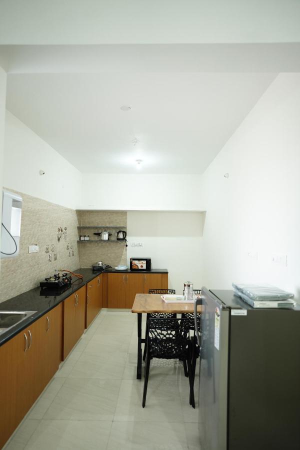 Castle Suites By Haven Homes, Kempegowda International Airport Road Бангалор Екстериор снимка